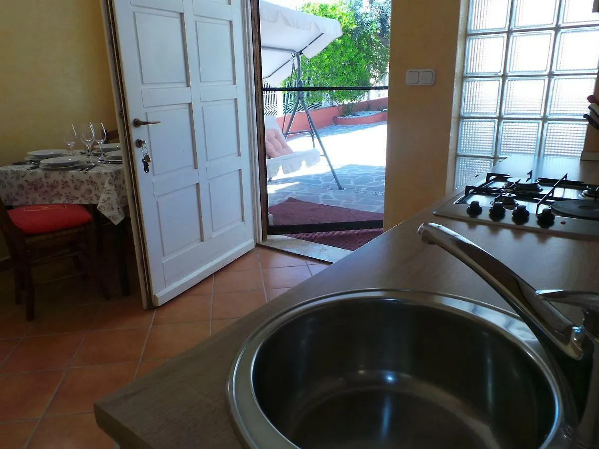 One-Bedroom Holiday Home In Umag/Istrien 12158